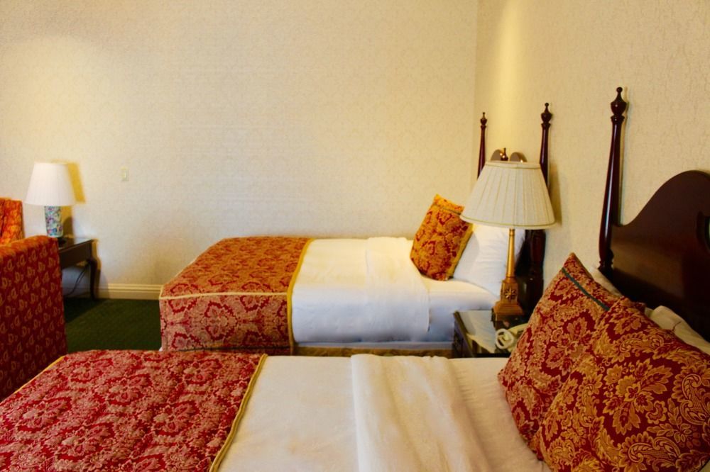 Carlyle Hotel Campbell Ngoại thất bức ảnh